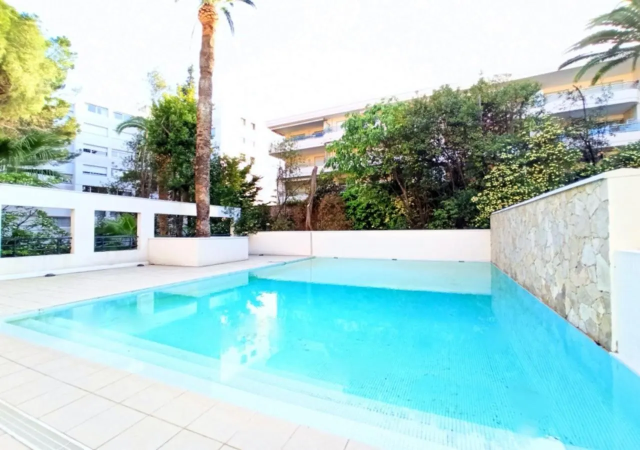 Appartement Viva Riviera -14 Avenue Isola Bella à Cannes