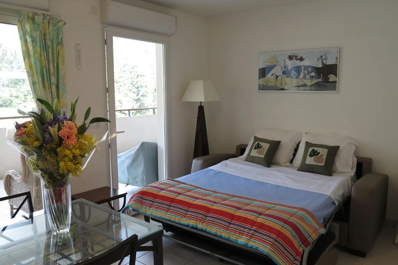 Appartement Viva Riviera -14 Avenue Isola Bella à Cannes France