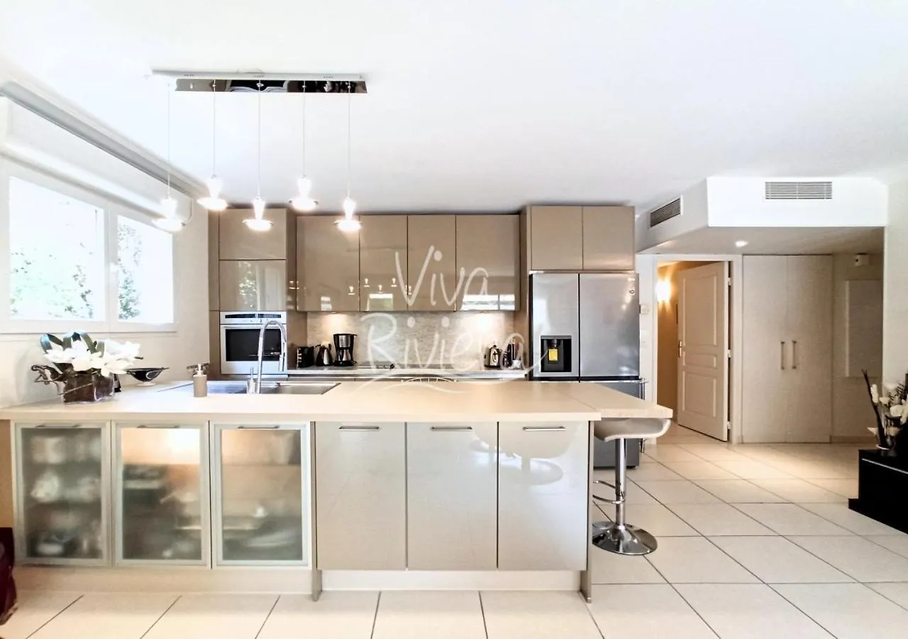 Appartement Viva Riviera -14 Avenue Isola Bella à Cannes