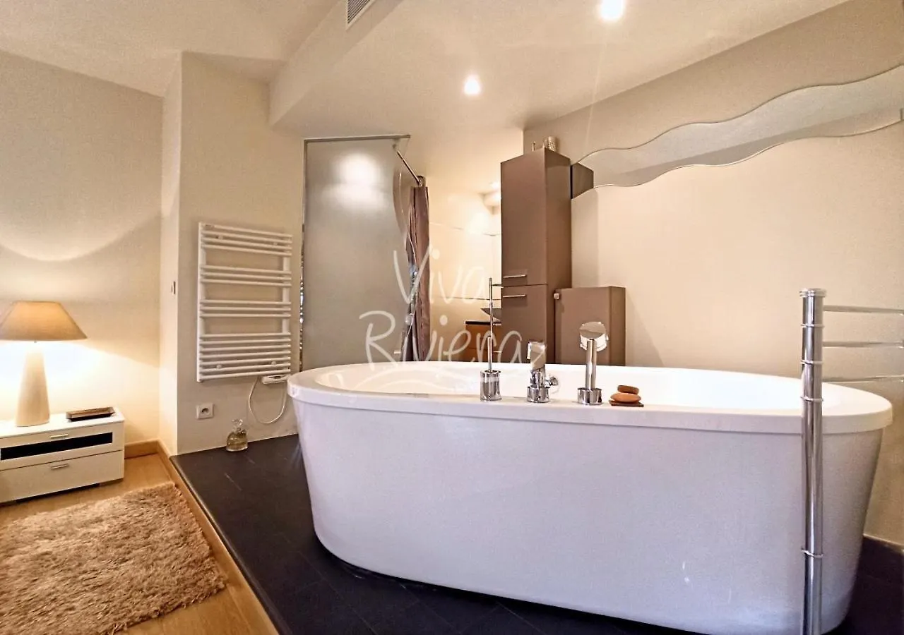 Appartement Viva Riviera -14 Avenue Isola Bella à Cannes