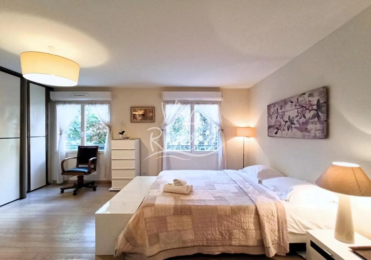 Appartement Viva Riviera -14 Avenue Isola Bella à Cannes