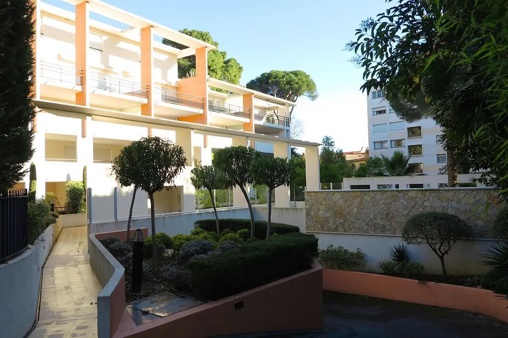 Appartement Viva Riviera -14 Avenue Isola Bella à Cannes 0*,